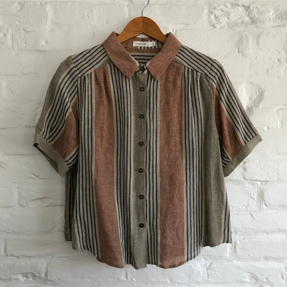 Mod Ref Women's Button Down